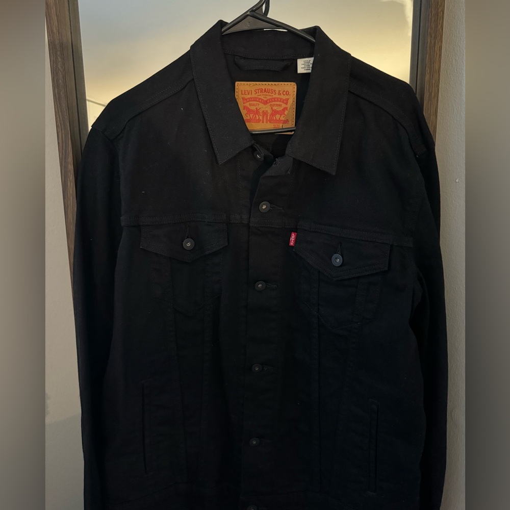 Levi’s Black Denim Jacket Size Large